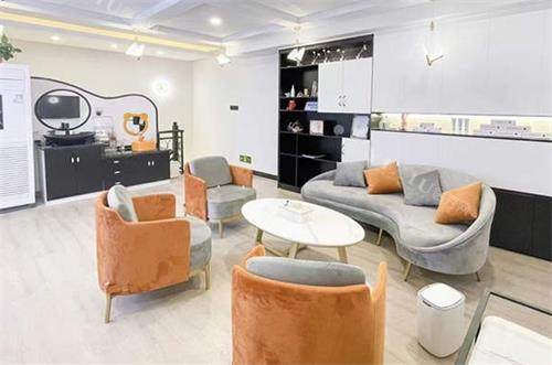 贵州凯里琦白口腔休息区