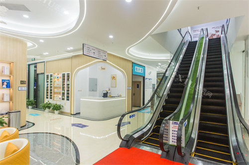 武汉咿呀口腔电梯