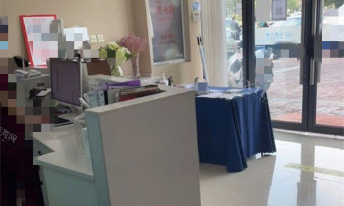 洛阳伯瓷口腔前厅图