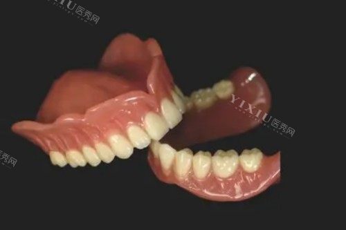 活动假牙图片展示