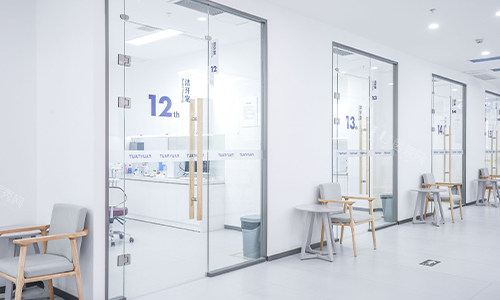西安双宝口腔的多个洗牙操作间