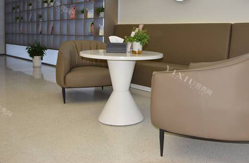 武汉华尔康口腔牙齿治疗等候区