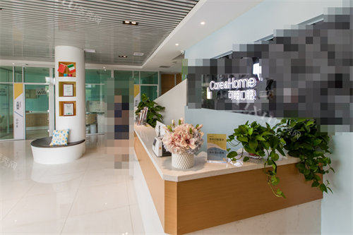 牙齿矫正模型漫画