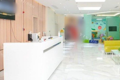 上海博厚口腔牙齿矫正前台