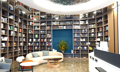 西安瑞秦口腔等待区