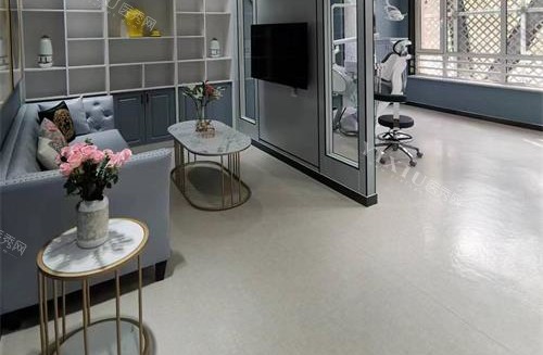 山东潍坊皓铂口腔医院大厅