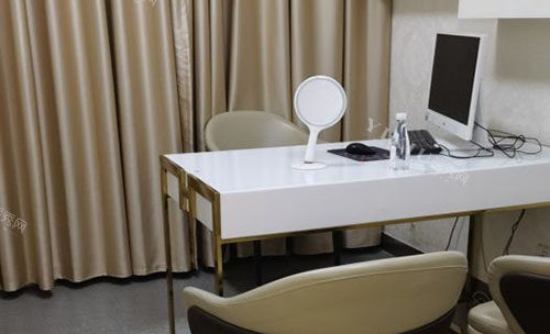 成都美莱口腔牙齿治疗商谈室