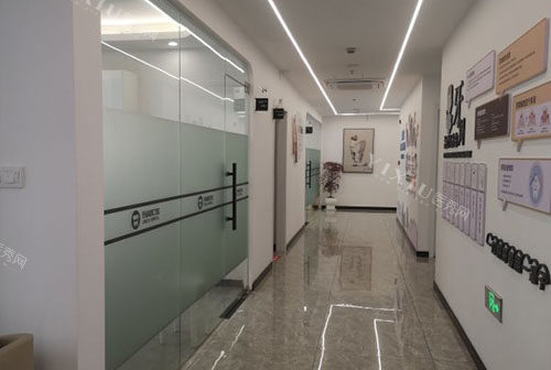 嘉兴牙叔叔口腔走廊环境图