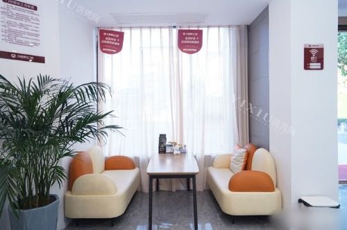 宜宾众植博仕口腔诊所休息区