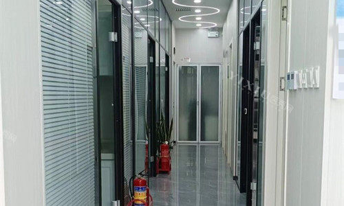 天津优贝尔口腔走廊图