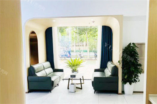 合肥美欧口腔大厅休息区