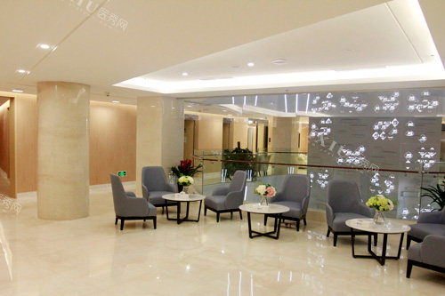 天津美奥口腔等候区