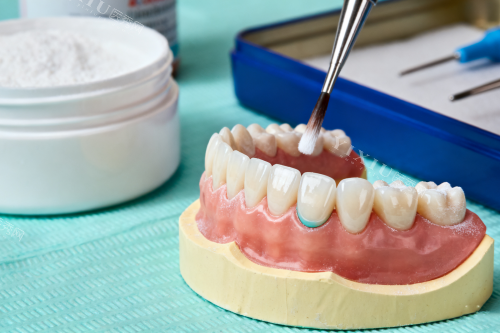 上海尤旦口腔儿童全口涂氟+窝沟封闭体验，宝宝看牙不哭闹，儿童牙医真的太会哄了(图4)