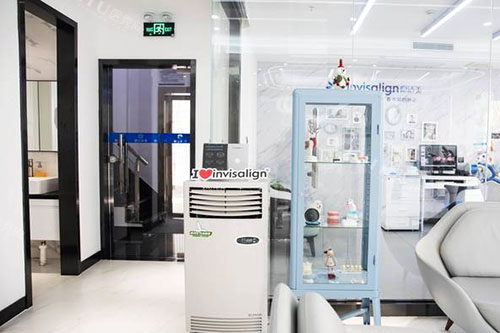 深圳佰仕口腔内部环境实拍图