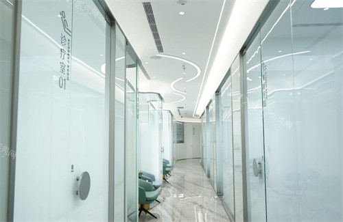 深圳佰仕口腔美美荟院走廊