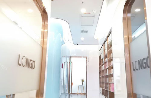 武汉朗歌口腔走廊环境实拍图