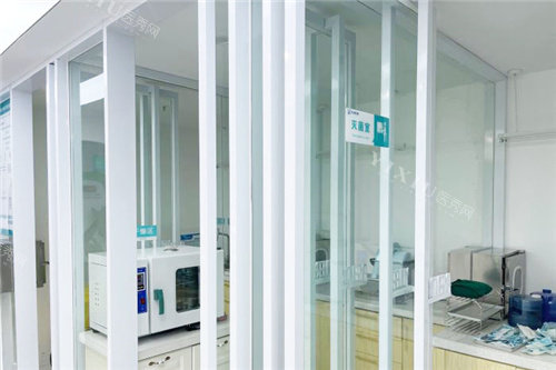 郑州优尔雅口腔消毒室