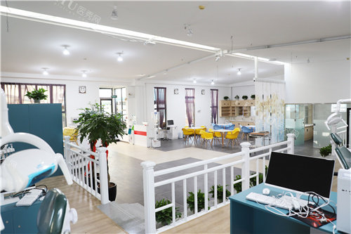 洛阳小白兔口腔医院环境