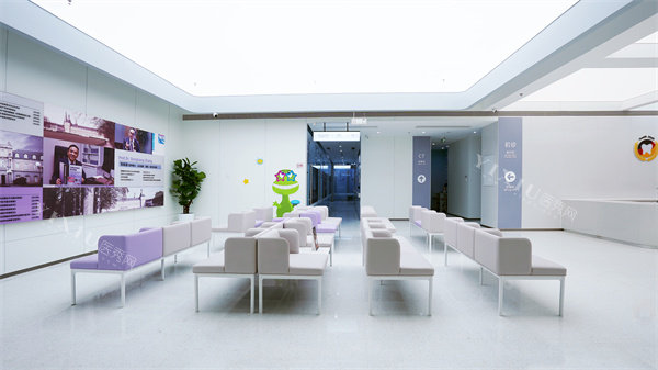 北京禾禾口腔怡和门诊等候区环境