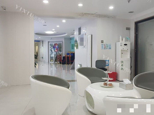 珠海九龙口腔等候区