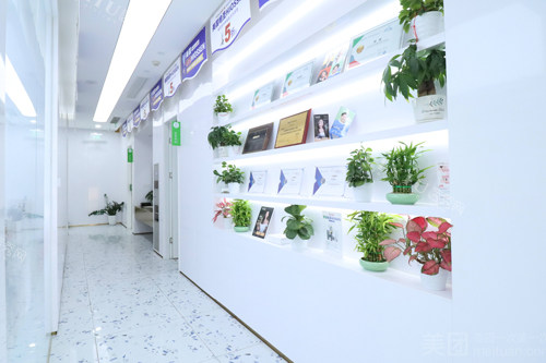 成都英博口腔青羊店环境图