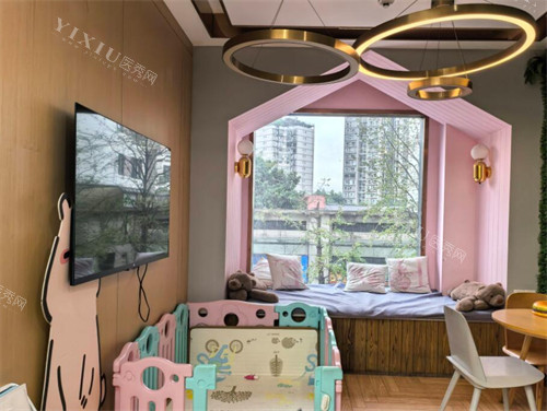 重庆博菲特口腔南坪店儿童活动区