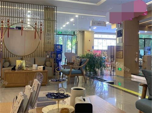 昆明美奥口腔内前厅环境