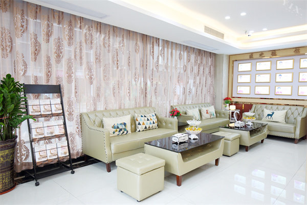 深圳铭德口腔医院休息候诊区